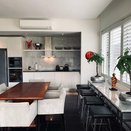 15 On Upper Orange Street Luxury Apartments Кейптаун Екстериор снимка
