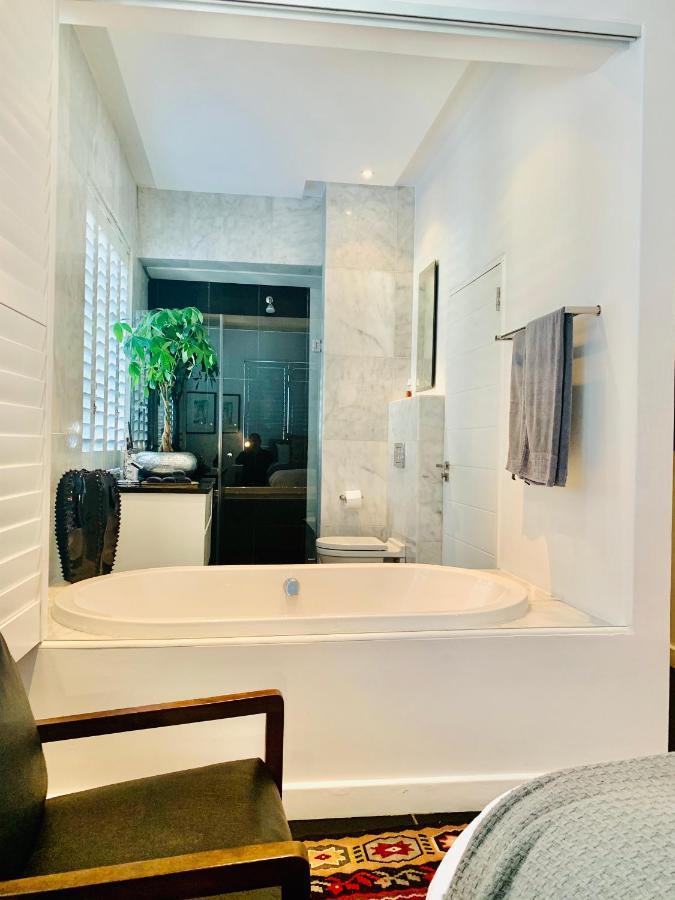 15 On Upper Orange Street Luxury Apartments Кейптаун Екстериор снимка