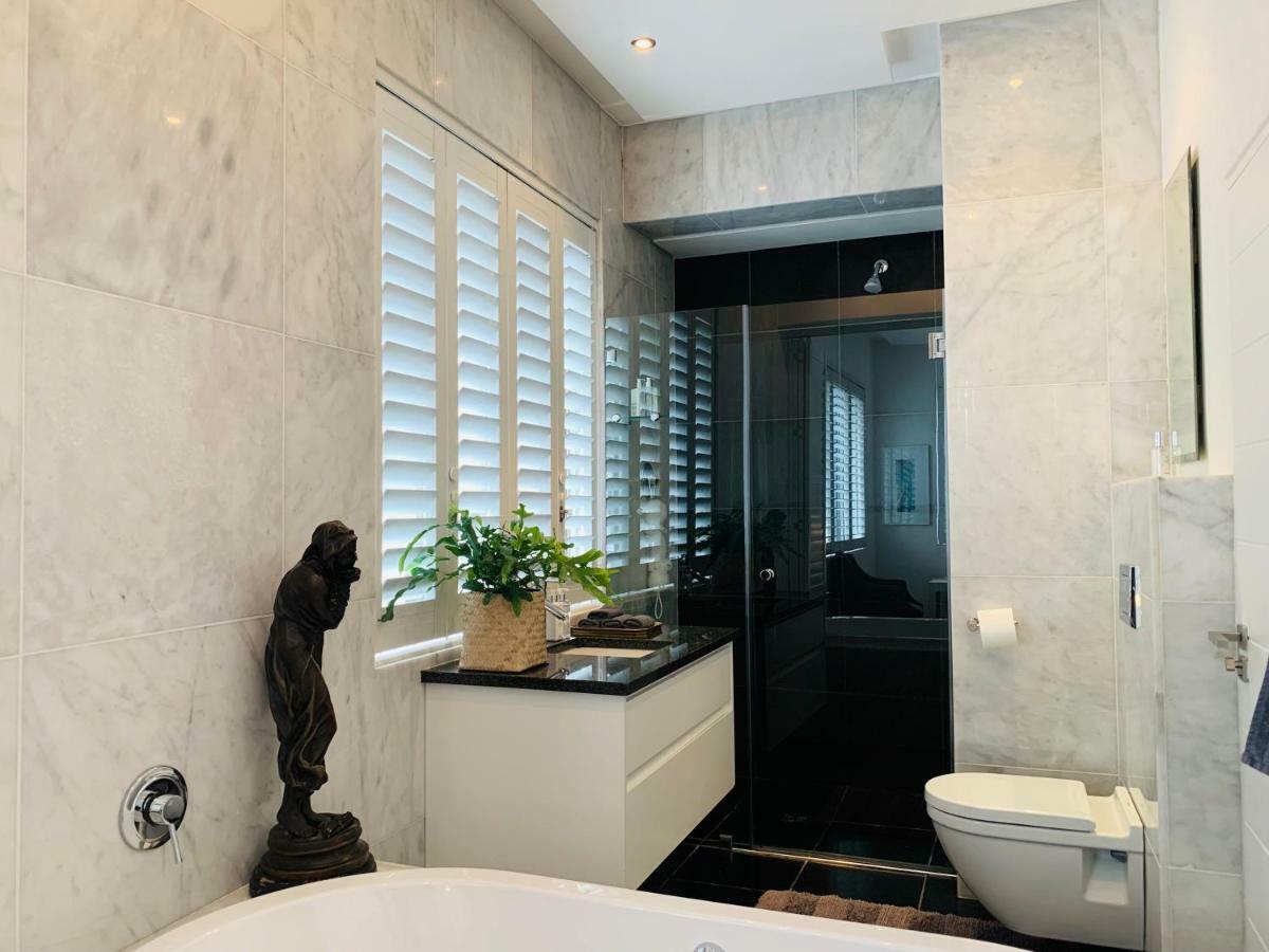 15 On Upper Orange Street Luxury Apartments Кейптаун Екстериор снимка